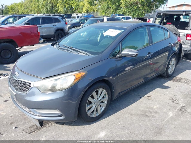 KIA FORTE LX 2015 KNAFX4A69F5413978 Image 2