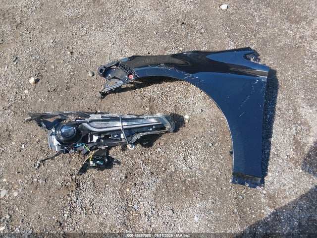 45887900 :رقم المزاد ، 5YFEPMAE8NP306718 vin ، 2022 Toyota Corolla Le مزاد بيع