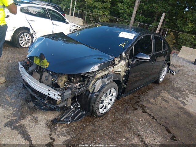 45887900 :رقم المزاد ، 5YFEPMAE8NP306718 vin ، 2022 Toyota Corolla Le مزاد بيع