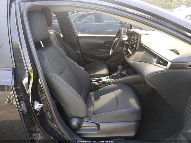 45887900 :رقم المزاد ، 5YFEPMAE8NP306718 vin ، 2022 Toyota Corolla Le مزاد بيع