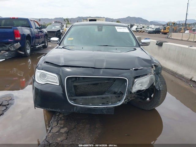 Chrysler 300 Limited Awd 2018 2C3CCAKG9JH194999 Image 12