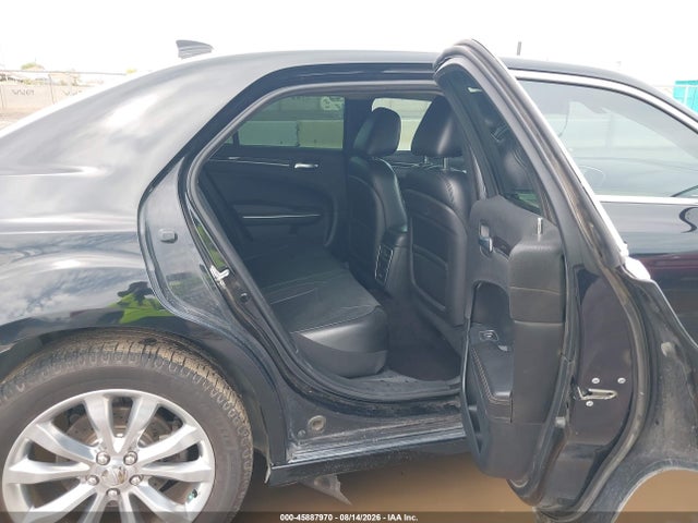 Chrysler 300 Limited Awd 2018 2C3CCAKG9JH194999 Image 8