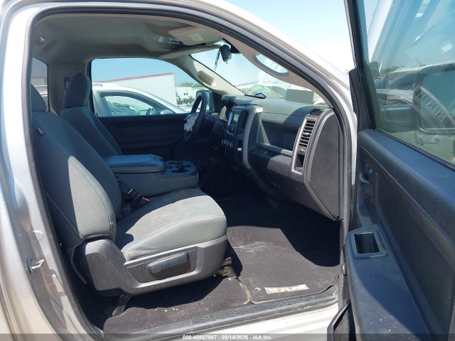 45887987 :رقم المزاد ، 3C6JR6AG1EG135247 vin ، 2014 Ram 1500 مزاد بيع
