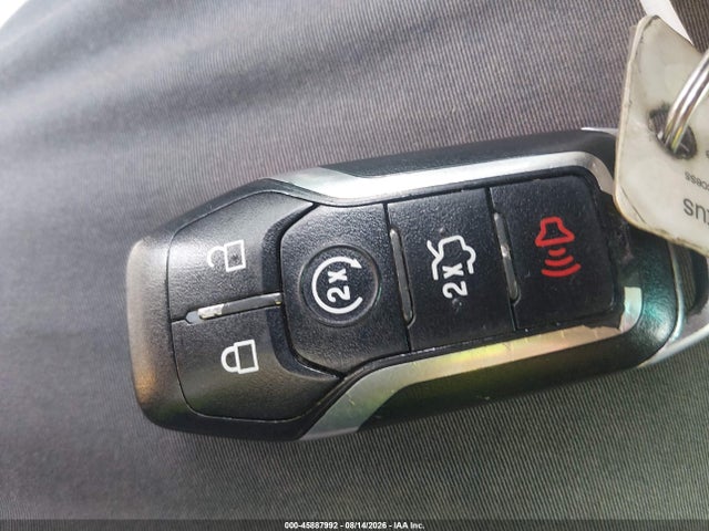 45887992 :رقم المزاد ، 1FM5K8FH8GGC38218 vin ، 2016 Ford Explorer Limited مزاد بيع