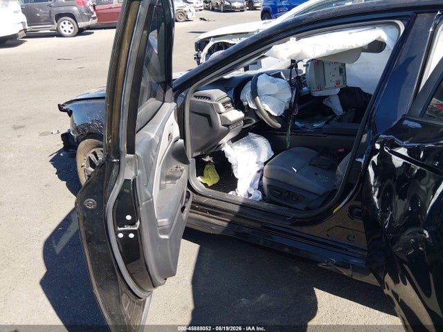Toyota CAMRY LE 2025 4T1DAACKXSU204247 Image 5