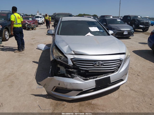Продажа на аукционе авто 2015 Hyundai Sonata Se, vin: 5NPE24AF8FH045855, номер лота: 45888102