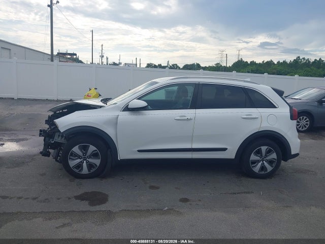 2018 Kia Niro Lx მანქანა იყიდება აუქციონზე, vin: KNDCB3LC9J5204587, აუქციონის ნომერი: 45888131