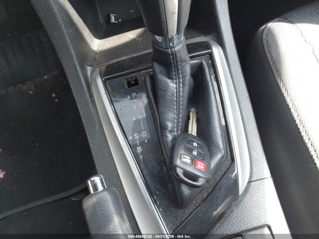 Toyota COROLLA LE 2018 5YFBURHE7JP786730 Image 11