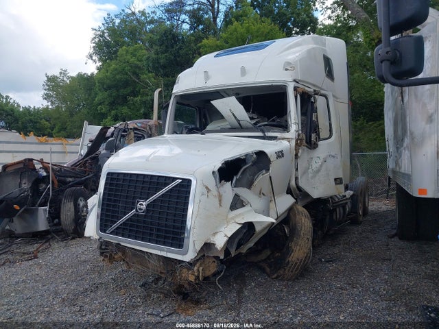 2012 Volvo Vn Vnl მანქანა იყიდება აუქციონზე, vin: 4V4NC9EJ5CN543634, აუქციონის ნომერი: 45888170
