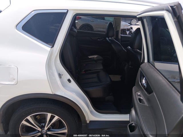 2017 Nissan Rogue Sl მანქანა იყიდება აუქციონზე, vin: JN8AT2MV1HW257615, აუქციონის ნომერი: 45888207