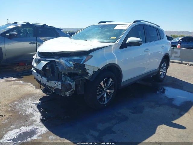 Toyota Rav4 Xle 2017 2T3RFREV4HW665506 Image 2
