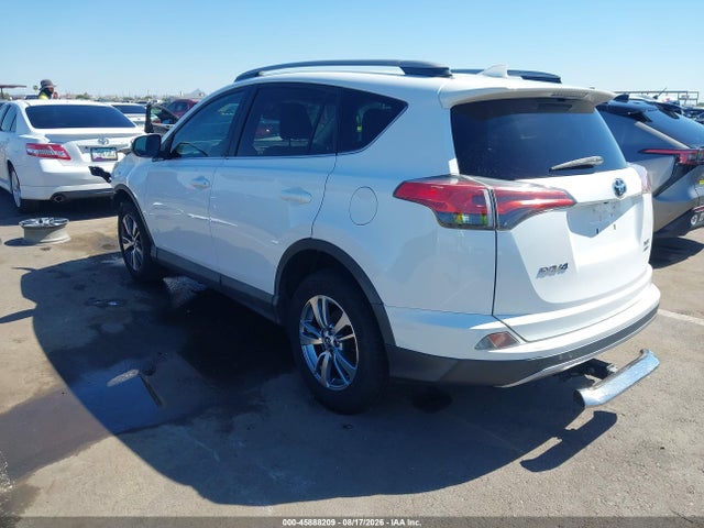 Toyota Rav4 Xle 2017 2T3RFREV4HW665506 Image 3