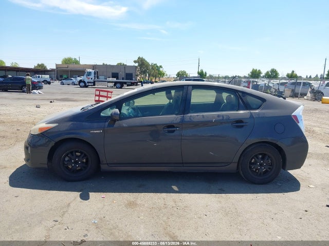 Toyota Prius Two 2015 JTDKN3DU5F0413176 Image 14