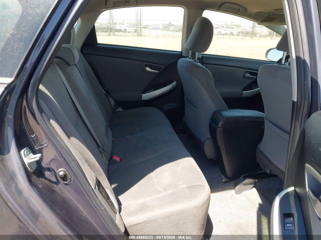 Toyota Prius Two 2015 JTDKN3DU5F0413176 Image 8