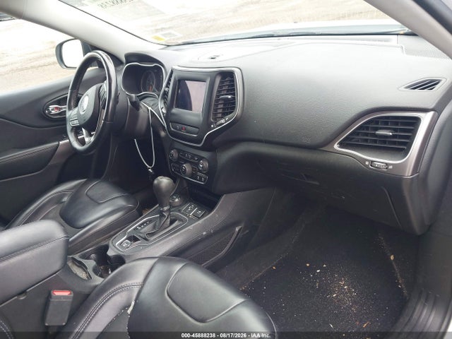 2019 Jeep Cherokee Latitude Plus 4x4 მანქანა იყიდება აუქციონზე, vin: 1C4PJMLX0KD375135, აუქციონის ნომერი: 45888238