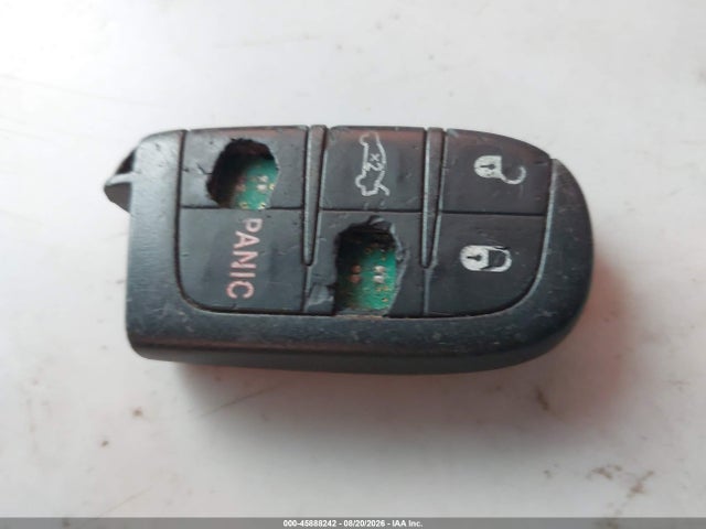 45888242 :رقم المزاد ، 1C3CCCAB0FN503307 vin ، 2015 Chrysler 200 Limited مزاد بيع