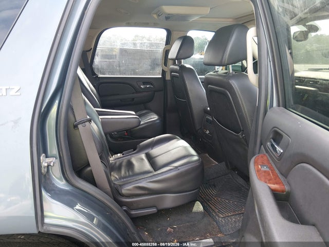 45888258 :رقم المزاد ، 1GNFK13018J221156 vin ، 2008 Chevrolet Tahoe Ltz مزاد بيع
