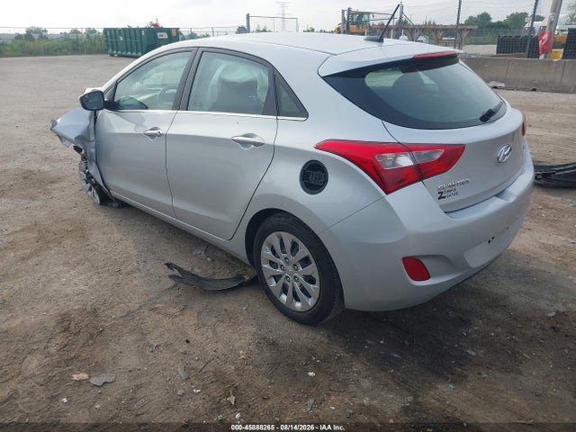 Продажа на аукционе авто 2017 Hyundai Elantra Gt, vin: KMHD35LH5HU376863, номер лота: 45888265