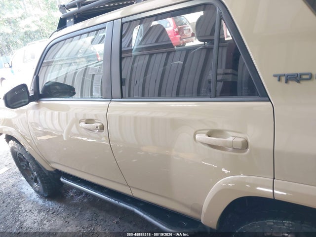 45888318 :رقم المزاد ، JTEBU5JR2G5320551 vin ، 2016 Toyota 4runner Trd Pro مزاد بيع