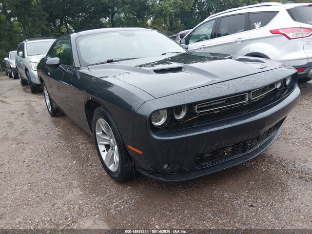 45888334 :رقم المزاد ، 2C3CDZAG2GH275977 vin ، 2016 Dodge Challenger Sxt مزاد بيع