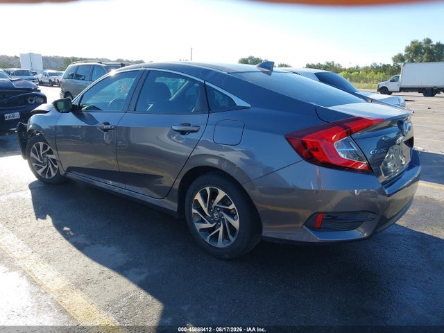 Honda CIVIC EX 2018 2HGFC2F71JH602728 Image 3
