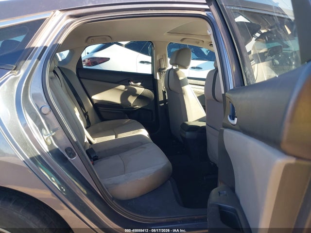 Honda CIVIC EX 2018 2HGFC2F71JH602728 Image 8