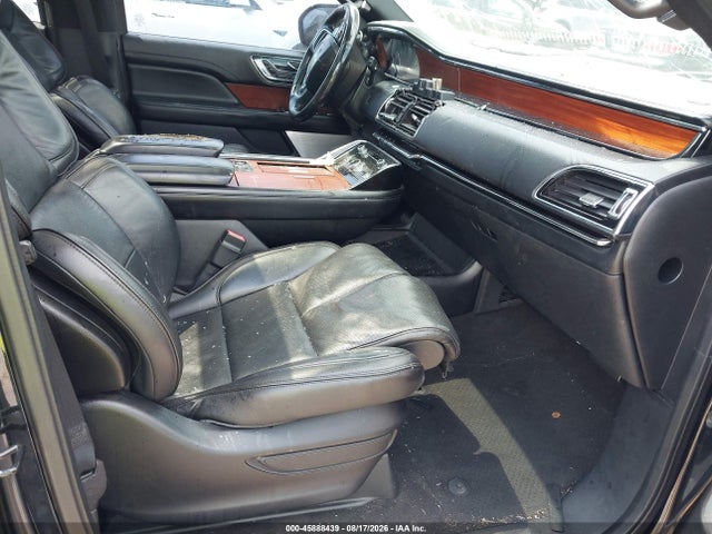 45888439 :رقم المزاد ، 5LMJJ2LT7JEL11845 vin ، 2018 Lincoln Navigator Reserve مزاد بيع