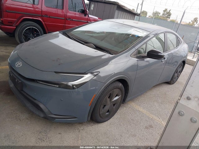 Toyota Prius Le 2024 JTDACAAU5R3018525 Image 2