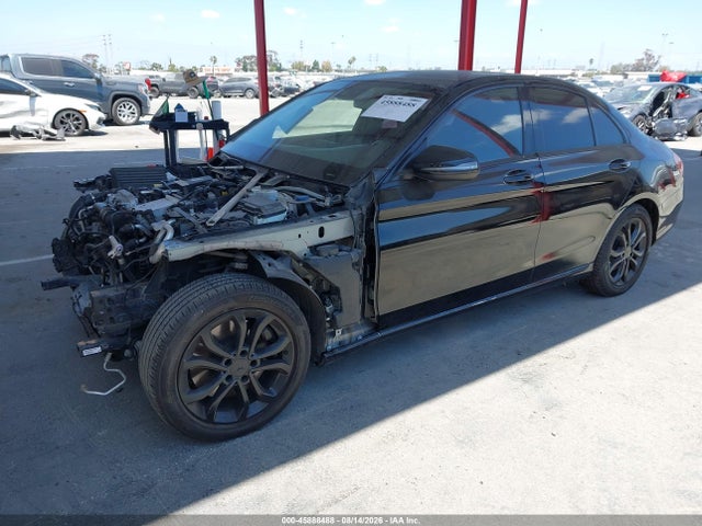 Mercedes-Benz C 300 2016 55SWF4JB5GU132911 Image 2