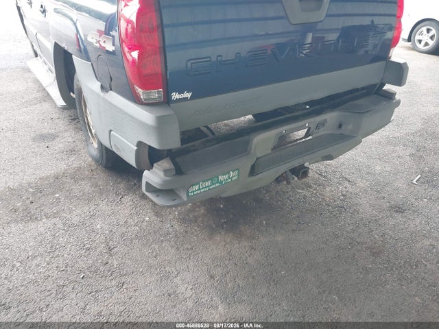 Auction sale of the 2002 Chevrolet Avalanche 1500, vin: 3GNEK13T82G117004, lot number: 45888528