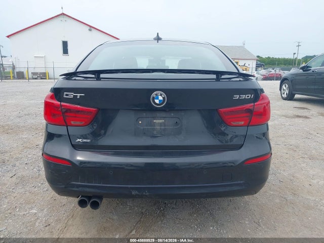 45888529 :رقم المزاد ، WBA8Z9C32HG453507 vin ، 2017 Bmw 330i Gran Turismo Xdrive مزاد بيع