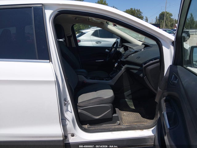 1FMCU0GX5EUD51115 Ford ESCAPE SE