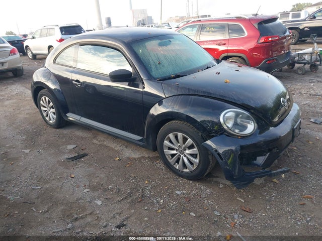 2017 Volkswagen Beetle #pinkbeetle/1.8t Classic/1.8t S მანქანა იყიდება აუქციონზე, vin: 3VWF17AT7HM626465, აუქციონის ნომერი: 45888558