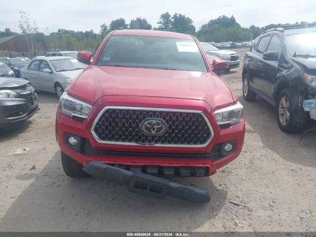 3TMCZ5AN6JM181064 Toyota Tacoma Trd Off Road