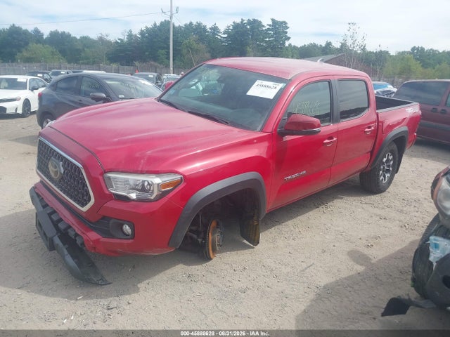 3TMCZ5AN6JM181064 Toyota Tacoma Trd Off Road