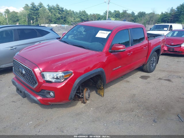 3TMCZ5AN6JM181064 Toyota Tacoma Trd Off Road