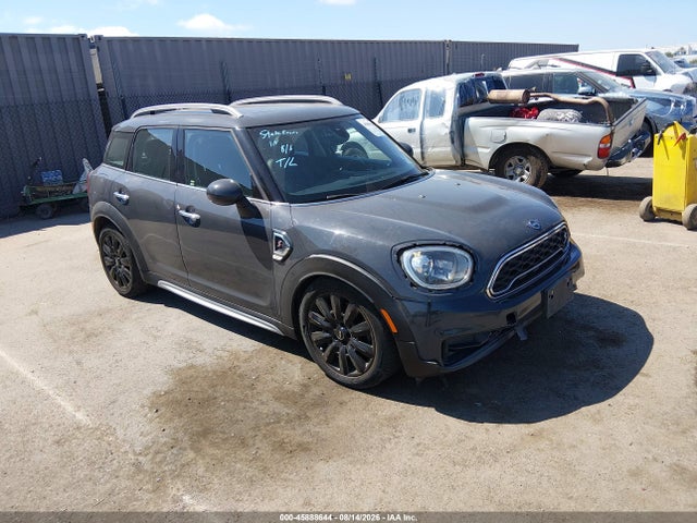Mini Countryman Cooper S 2019 WMZYT3C5XK3E96349 Image 1