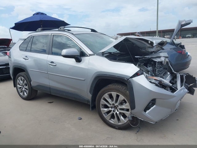 Продаж на аукціоні авто 2022 Toyota Rav4 Xle Premium, vin: 2T3C1RFV9NW232987, номер лоту: 45888654