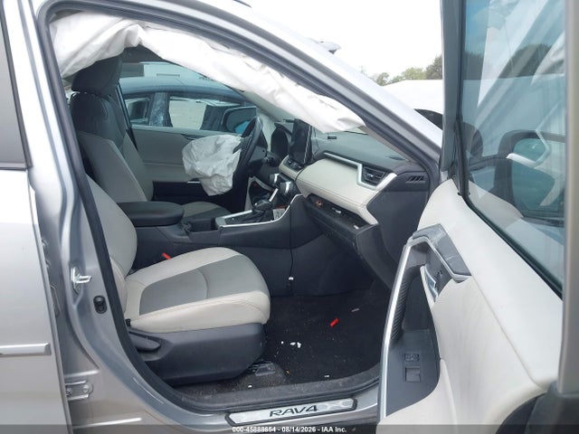 Продаж на аукціоні авто 2022 Toyota Rav4 Xle Premium, vin: 2T3C1RFV9NW232987, номер лоту: 45888654