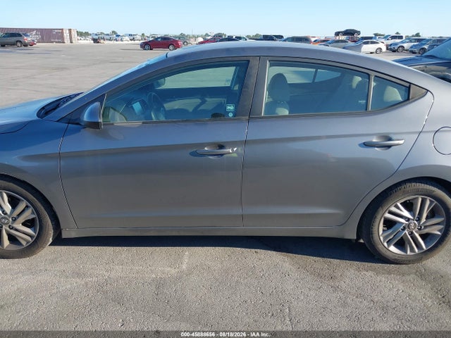 Продажа на аукционе авто 2019 Hyundai Elantra Sel, vin: 5NPD84LFXKH481124, номер лота: 45888656