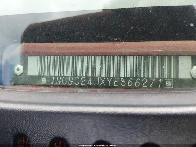 2000 Chevrolet Silverado 2500 Ls მანქანა იყიდება აუქციონზე, vin: 1GCGC24UXYE366271, აუქციონის ნომერი: 45888660