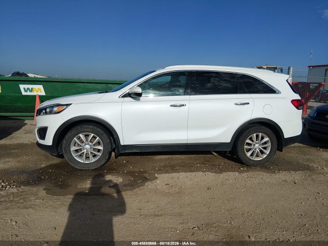 2017 Kia Sorento 2.4l Lx მანქანა იყიდება აუქციონზე, vin: 5XYPG4A3XHG222111, აუქციონის ნომერი: 45888666