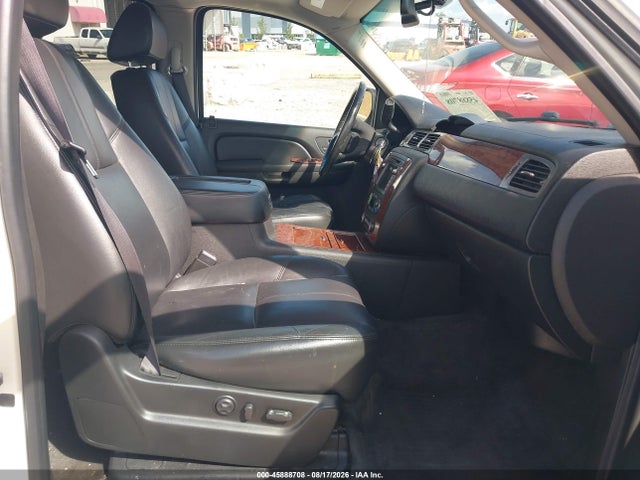 Продаж на аукціоні авто 2008 Chevrolet Suburban 1500 Ltz, vin: 1GNFC16088R253757, номер лоту: 45888708