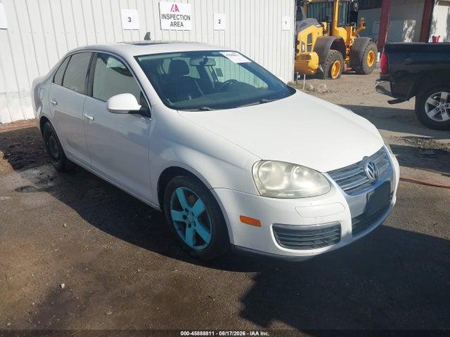 45888811 :رقم المزاد ، 3VWRZ81K58M150705 vin ، 2008 Volkswagen Jetta Se مزاد بيع