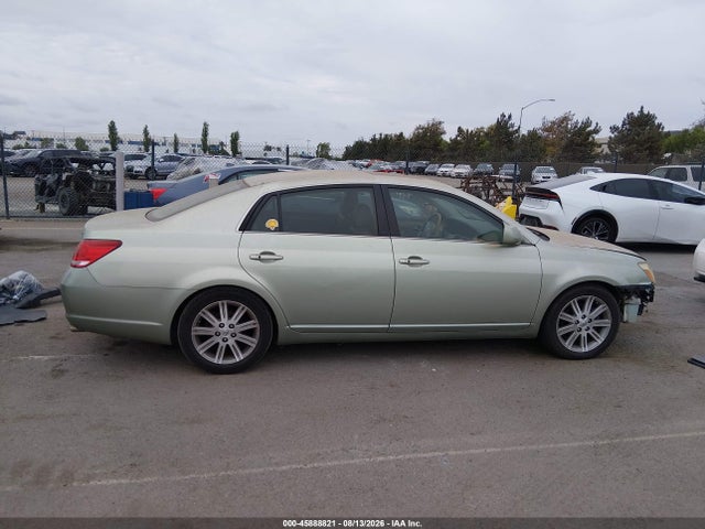 2005 Toyota Avalon Limited მანქანა იყიდება აუქციონზე, vin: 4T1BK36B85U061816, აუქციონის ნომერი: 45888821