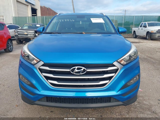 Продаж на аукціоні авто 2017 Hyundai Tucson Se, vin: KM8J3CA47HU350353, номер лоту: 45888866
