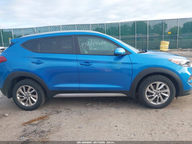 Продаж на аукціоні авто 2017 Hyundai Tucson Se, vin: KM8J3CA47HU350353, номер лоту: 45888866