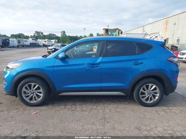Продаж на аукціоні авто 2017 Hyundai Tucson Se, vin: KM8J3CA47HU350353, номер лоту: 45888866