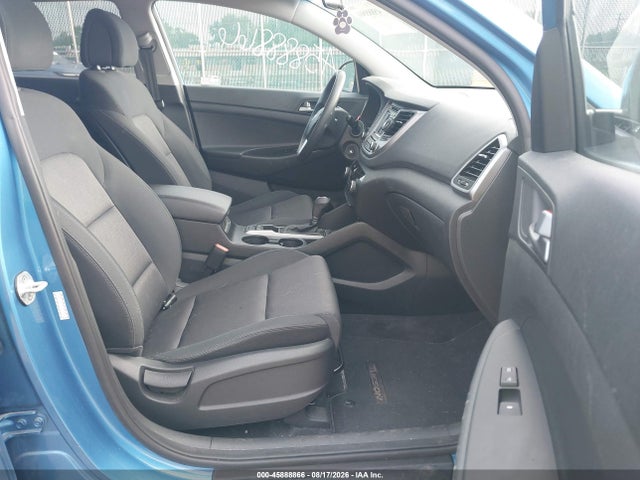 Продаж на аукціоні авто 2017 Hyundai Tucson Se, vin: KM8J3CA47HU350353, номер лоту: 45888866