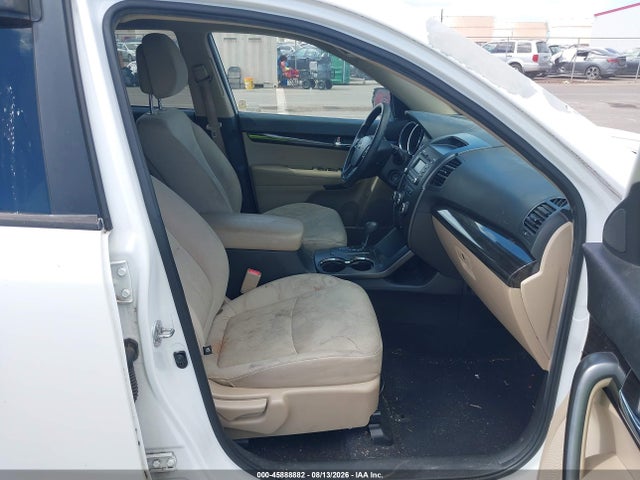 Продажа на аукционе авто 2012 Kia Sorento Lx, vin: 5XYKT3A69CG306701, номер лота: 45888882